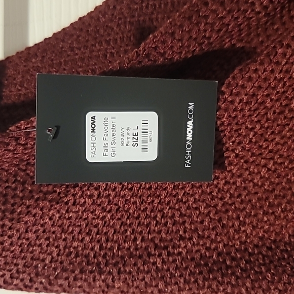 Sweater - Picture 3 of 3